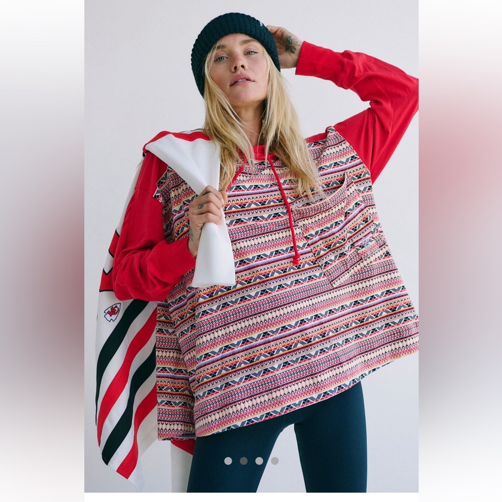 Free People Movement HotShot Printed Hooded Layer in Nordic Knit - Picture 3 of 5